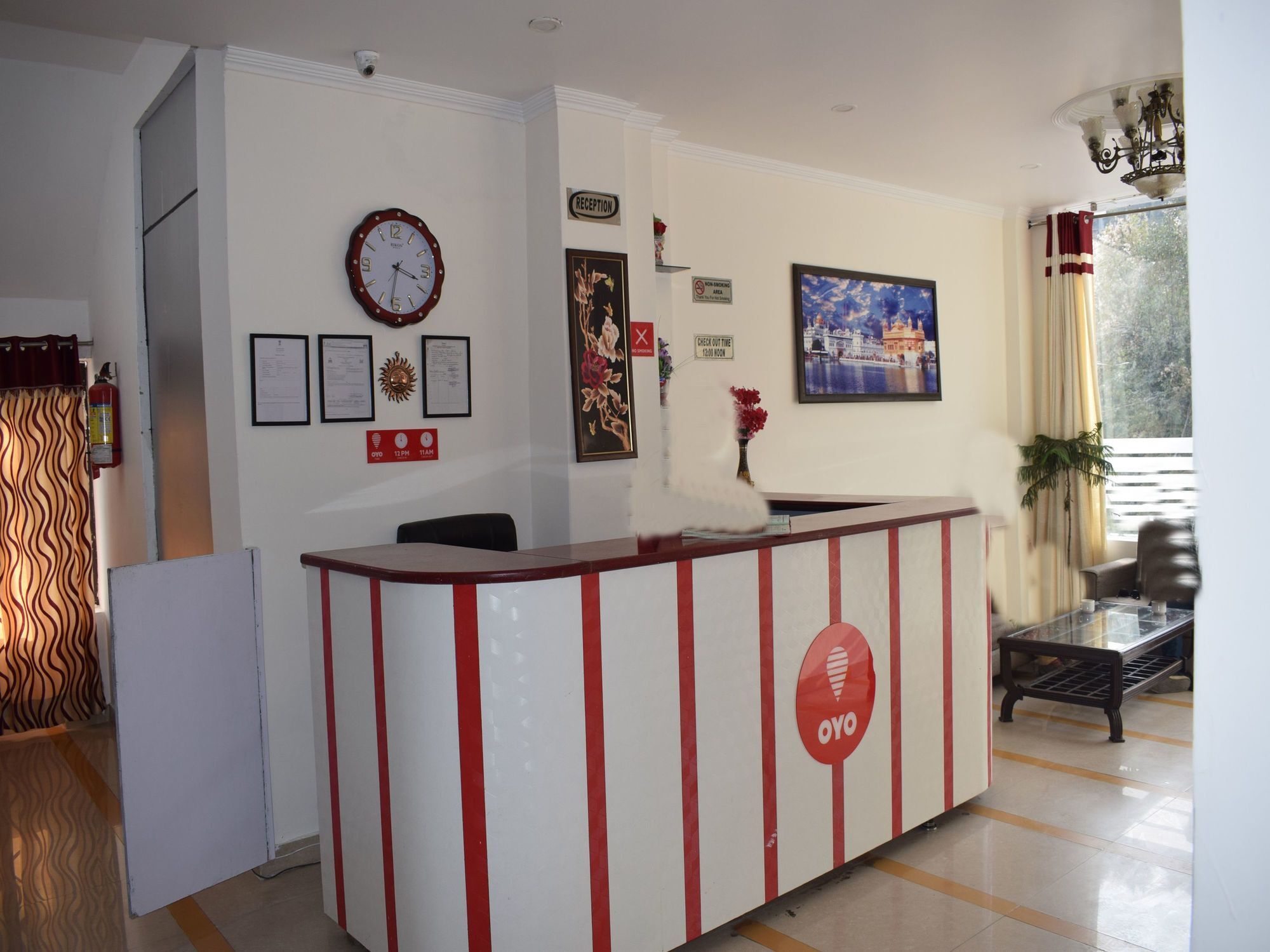 Oyo 10322 Hotel Raja Palace Дхарамсала Екстериор снимка